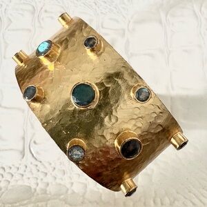 Labradorite and gold Hammered Cuff Bracelet with real jewels